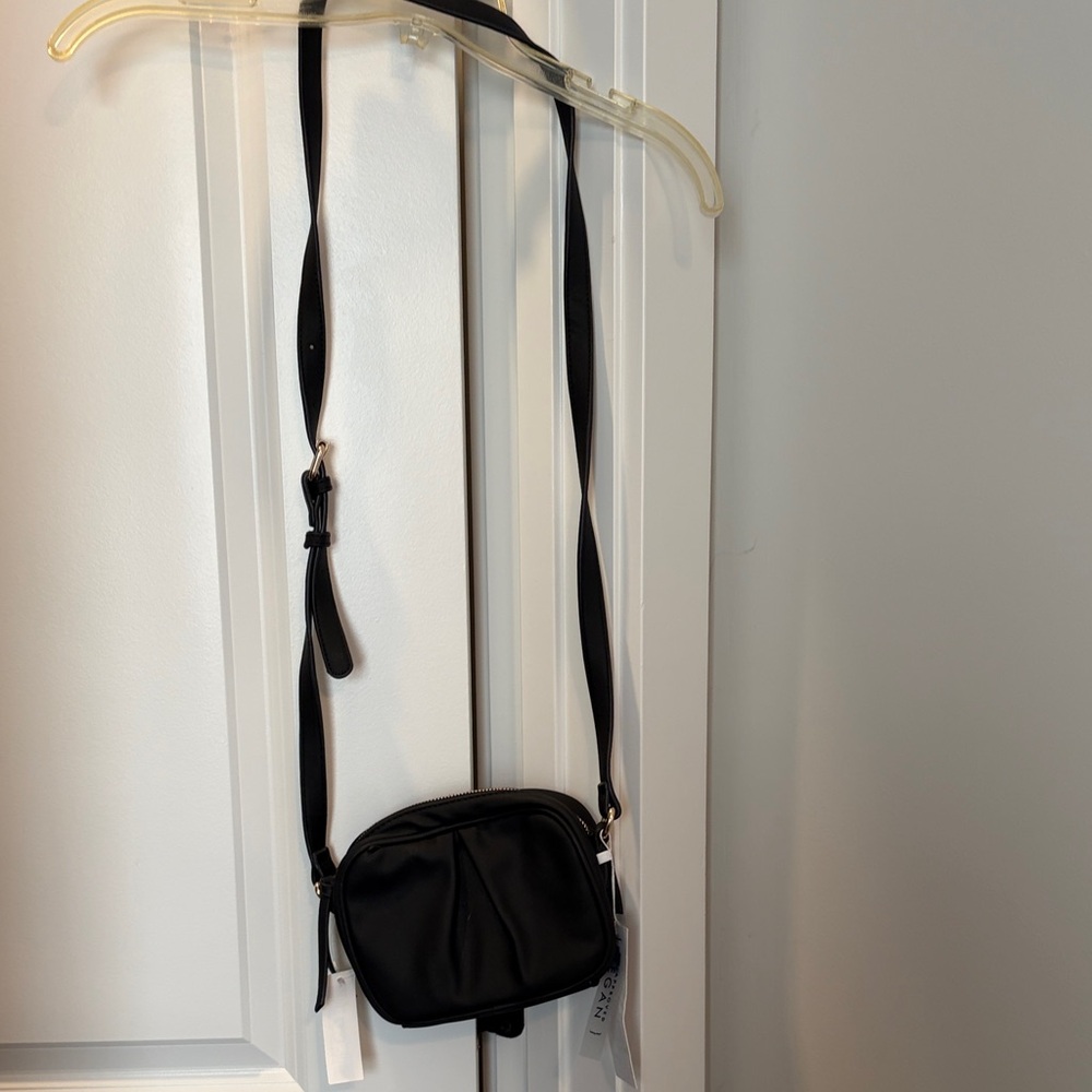 Elegant Black Crossbody Bag